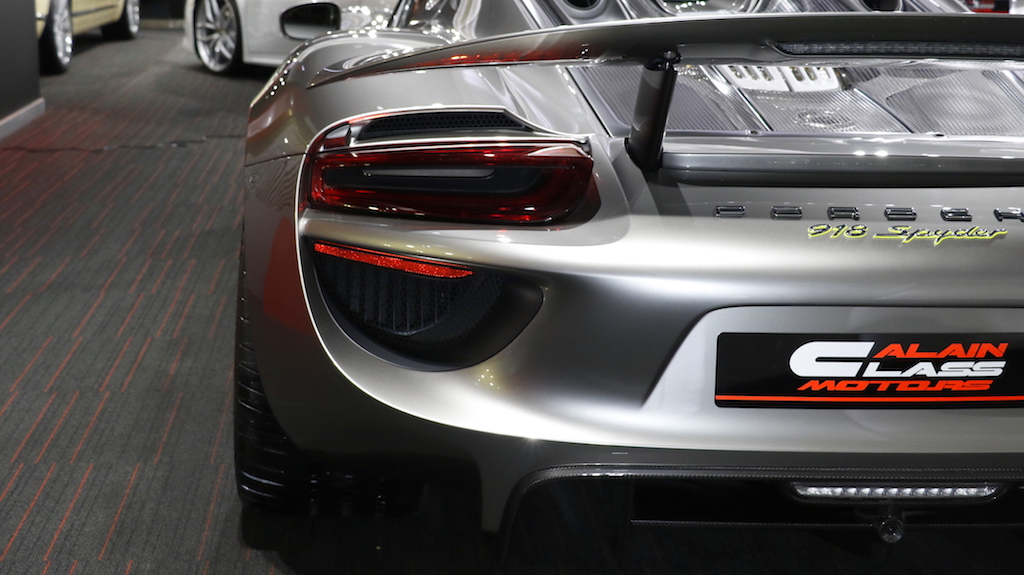 サンバリア Porsche 918 Spyder: The rebirth of the supercar