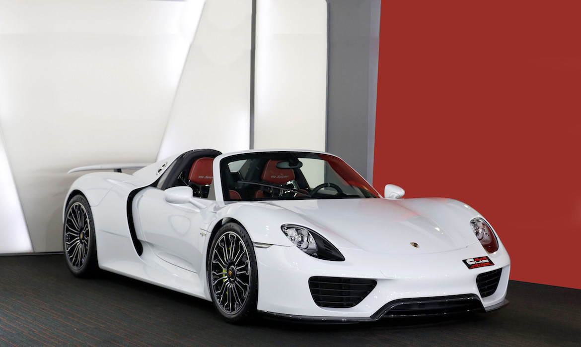 PORSCHE 918 Spyder