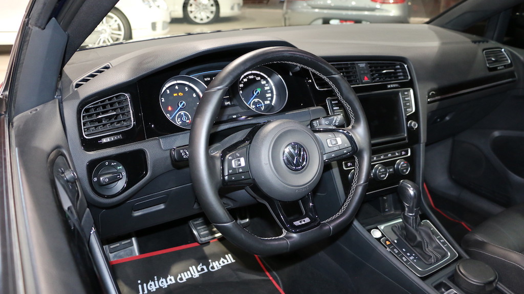 Alain Class Motors | Volkswagen Golf R