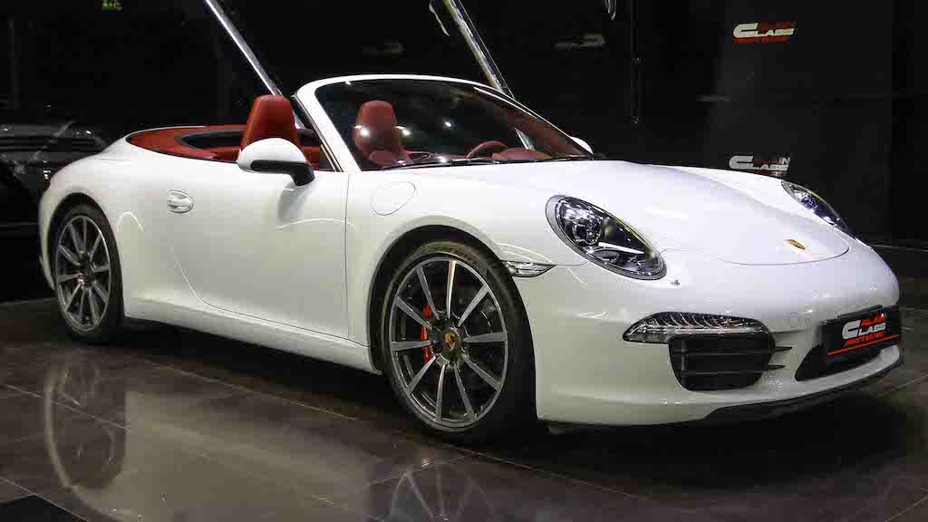 PORSCHE 911 Carrera S