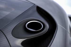 20200304011259_Koenigsegg-Gemera-exhaust