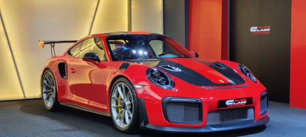 2019 Porsche GT2 RS (Weissach Package) #RED # 3238 (3)
