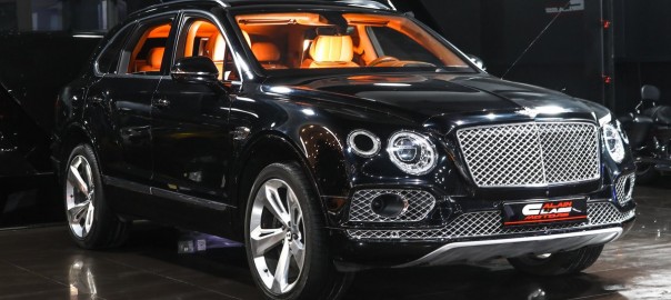 2017 Bentley Bentayga #BLACK # 5102 (1)