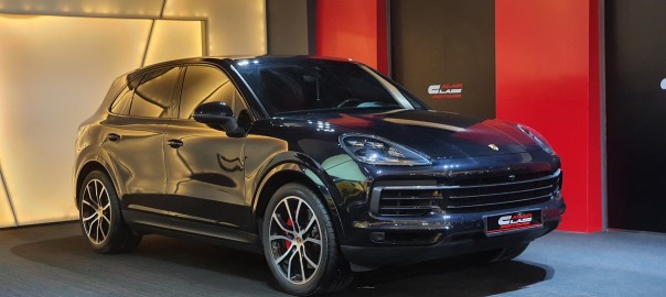 2019 Porsche Cayenne S #BLack # 0299 (3)