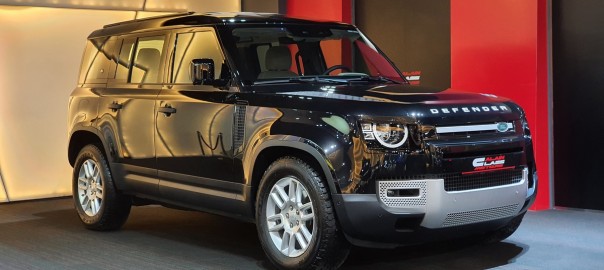2020 Land Rover Defender S #BLACK # 5061 (3)
