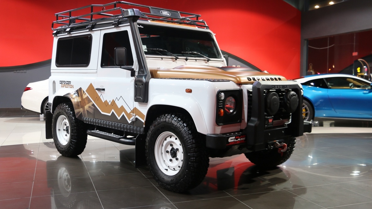 Alain Motors | Land Rover Defender 90 Expedition - 1 of 100