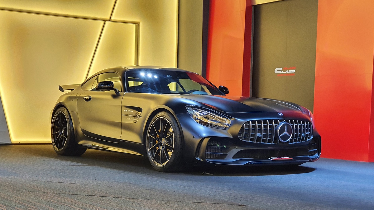 Mercedes-Benz AMG GT R