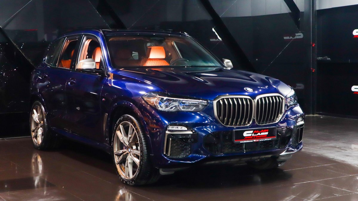 BMW X5 M50i
