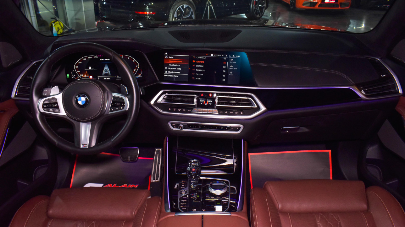 Alain Class Motors BMW X5 M50i