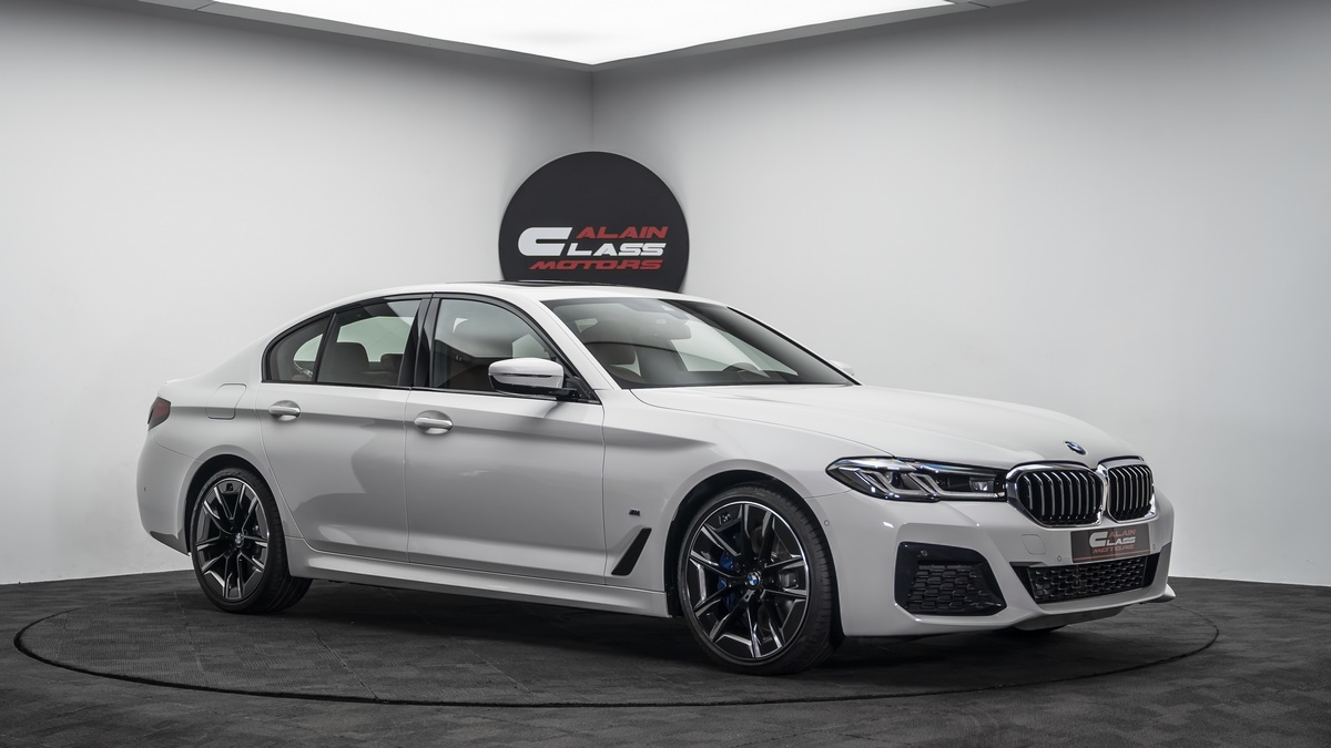 BMW 530i