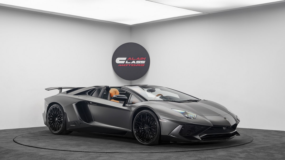 Lamborghini Aventador SV Roadster – 1 of 500