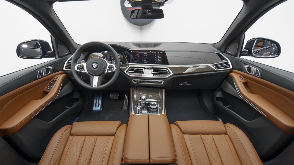 Alain Class Motors | BMW X5 M50i