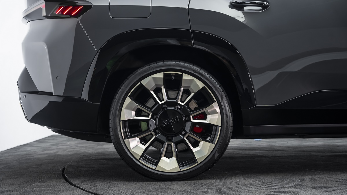 Alain Class Motors | BMW XM