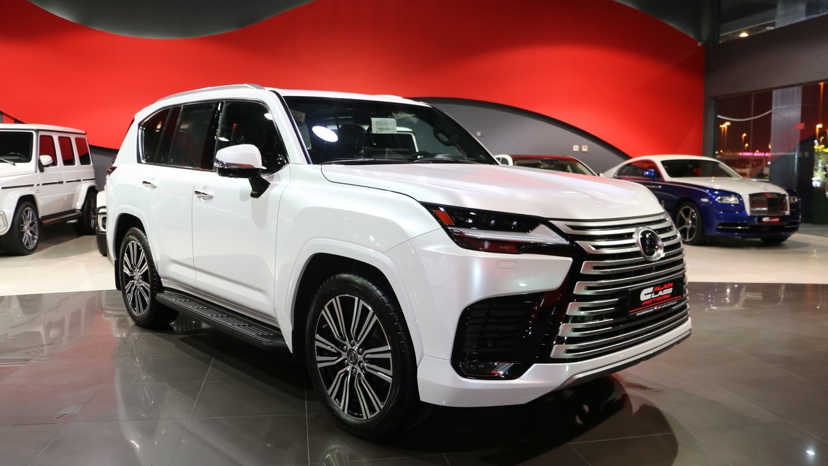 Lexus LX 600 Ash Wood