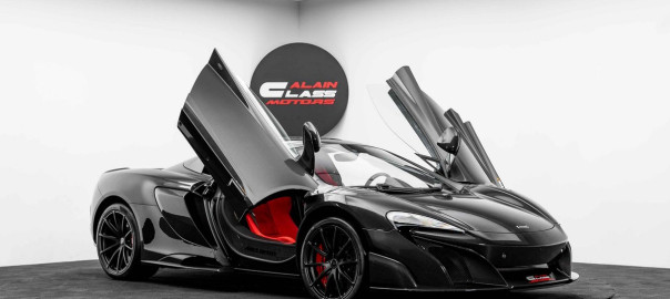 2016 McLaren 675LT MSO Carbon Series 1 of 25 # Exposed Carbon # 7571 (11)