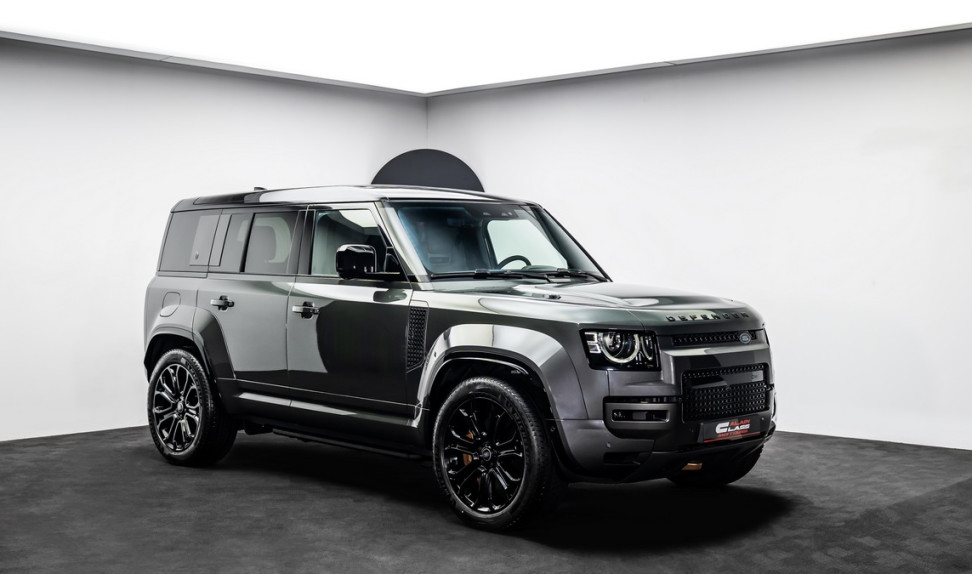 Land Rover Defender OCTA Edition One
