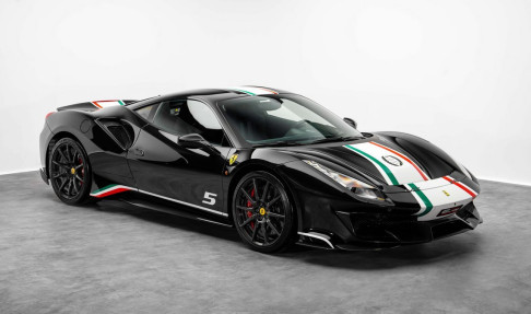Ferrari 488 Pista Piloti