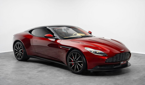Aston Martin DB11 V12
