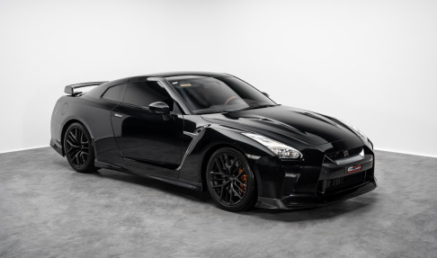 Nissan GT-R