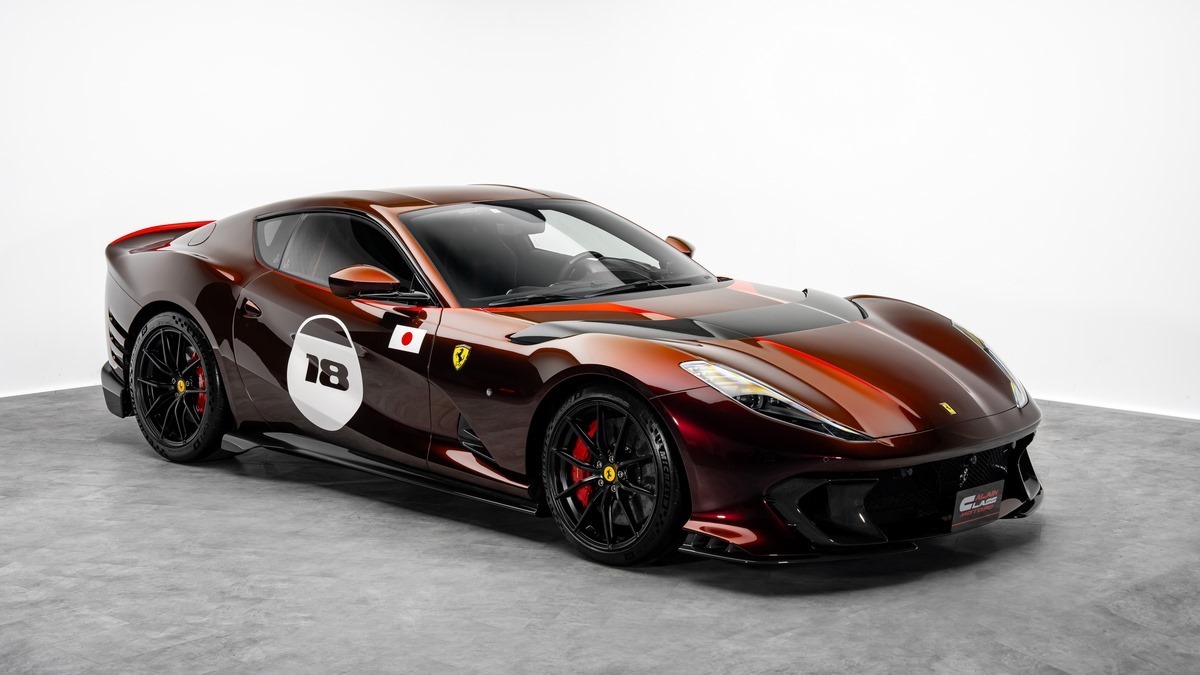 Ferrari 812 Competizione 10th Anniversary Cavalcade Tailor Made