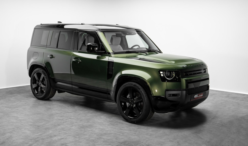 Land Rover Defender X-Dynamic HSE P400e