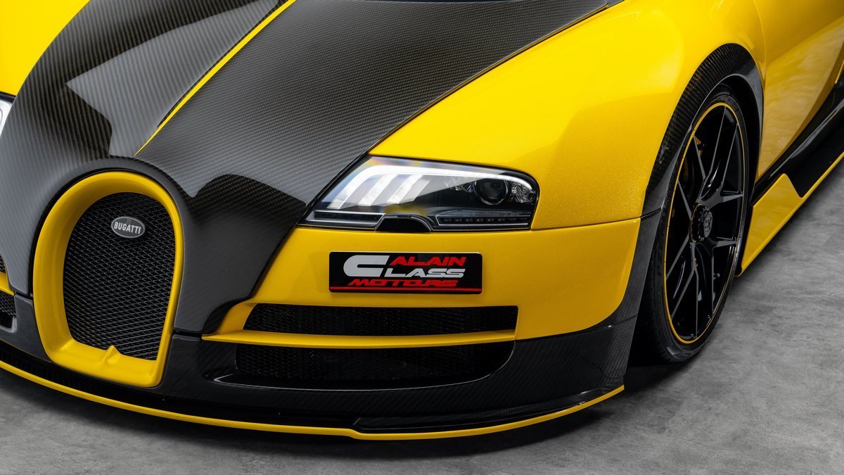 Bugatti Veyron Oakley Design