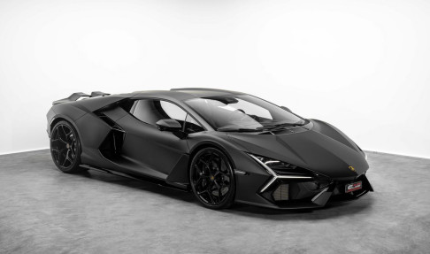 Lamborghini Revuelto