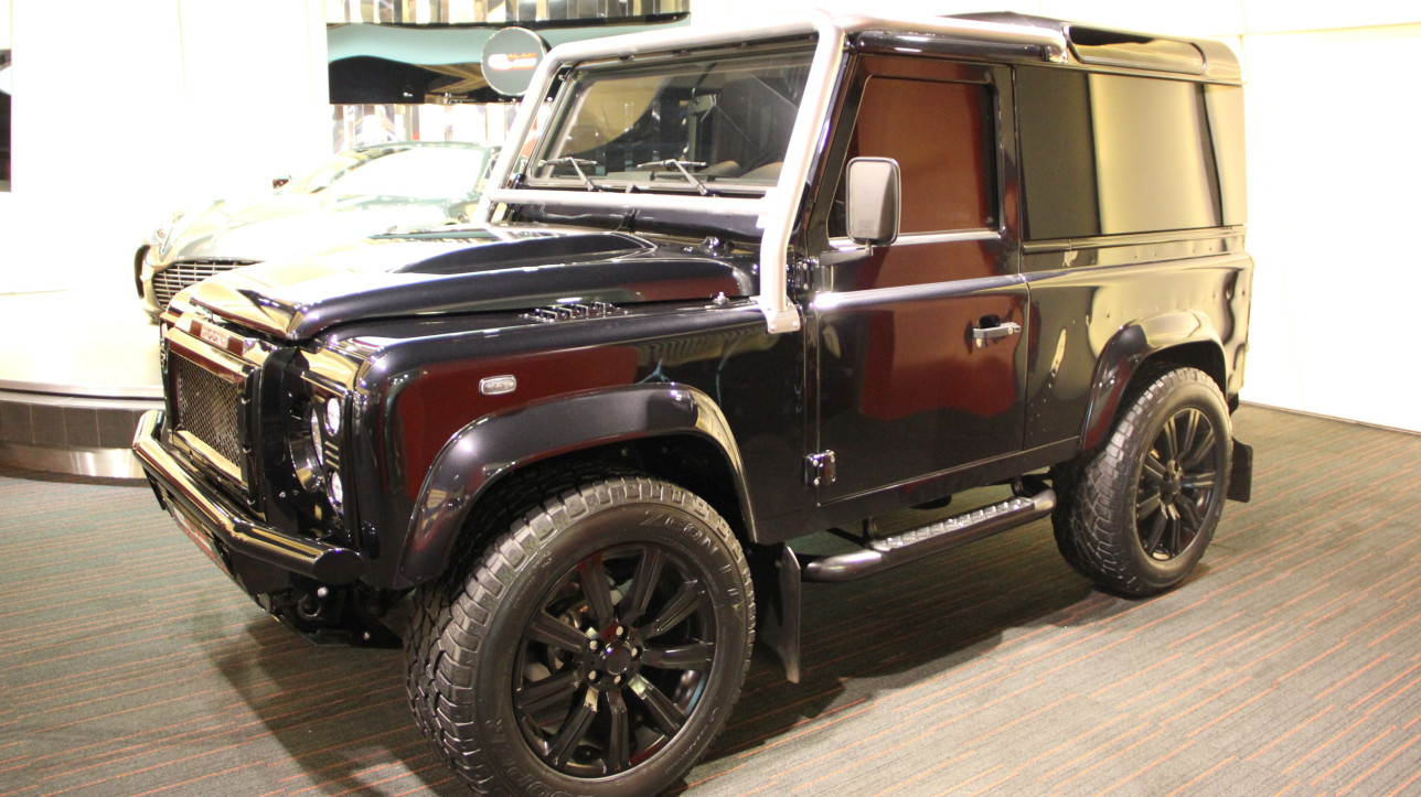 Alain Class Motors | LAND ROVER Defender Icon